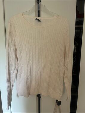 Women’s Cable-Knit Crewneck Sweater — Cream